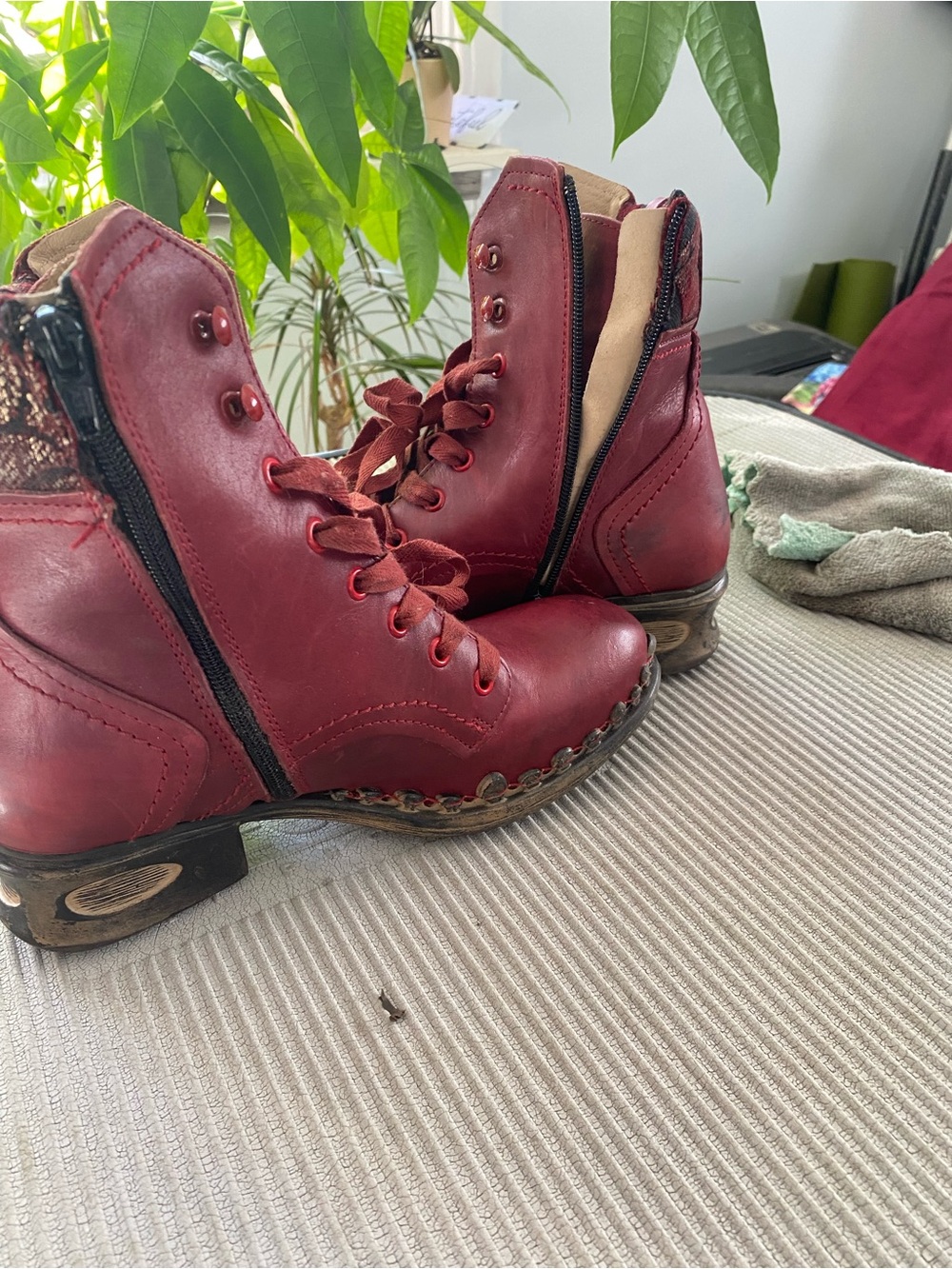 Women's Burgundy Lace-Up Leather Ankle Boots with Side Zip